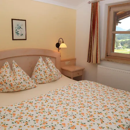 Daire Building Edenlehen, *